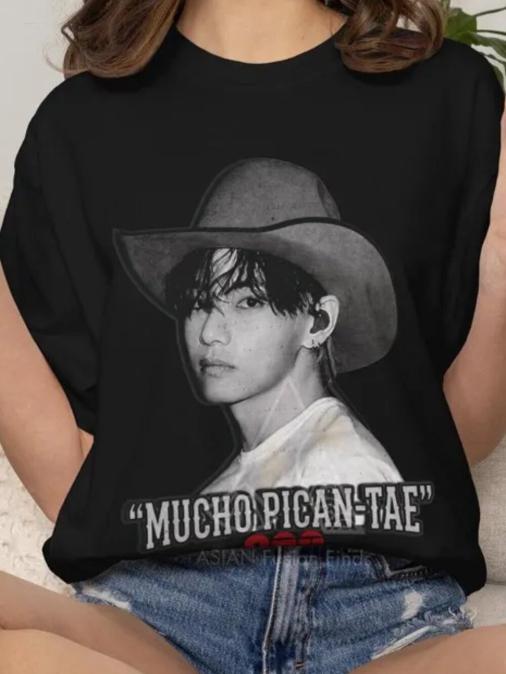 BTS V Kim Taehyung Mucho Picante T Shirt - Picture 2 of 5
